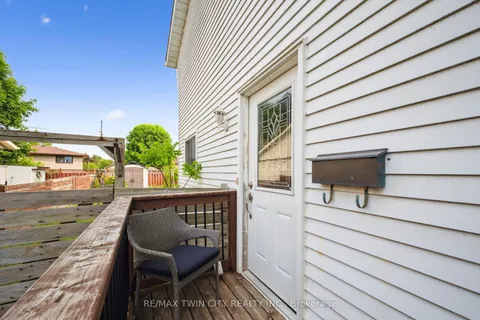 148 NORTHLAKE Drive, ON N2V 1H7