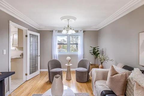 599 Lansdowne Avenue, ON N4T 1R6