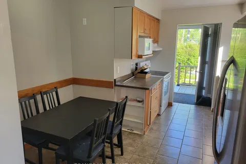 195 Keefer Road, ON L2V 4N3