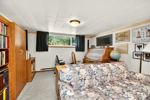 862 Berwick Place, ON K7M 6B6