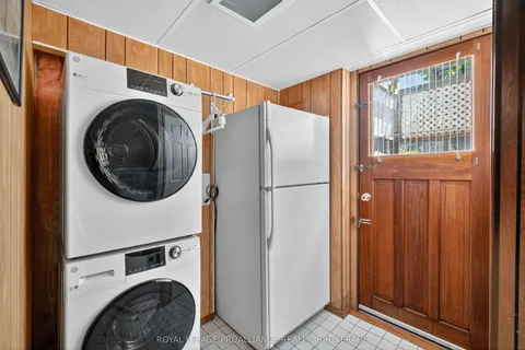862 Berwick Place, ON K7M 6B6