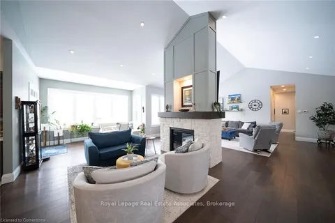 325 McLean School Road, ON N0E 1N0