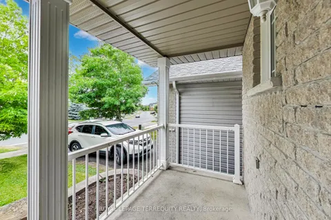 545 Clancy Crescent, ON K9K 2S1