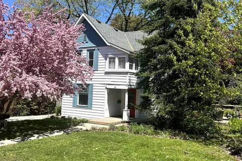 17 Waubeek Street, ON P2A 1B8