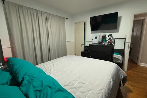 15 Jellicoe Court, ON L9A 4T1
