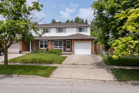 6615 Harper Drive, ON L2E 7H7