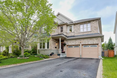 438 Brunskill Way, ON K2T 0B1