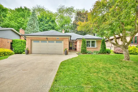 12 Deerpark Crescent, ON L0S 1E1