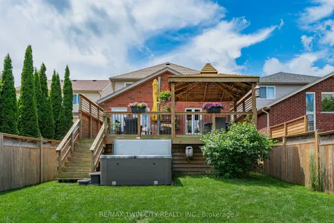 68 Steepleridge Street, ON N2P 2W3