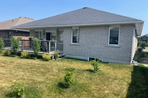 8 Crews Street, ON K8V 0G3