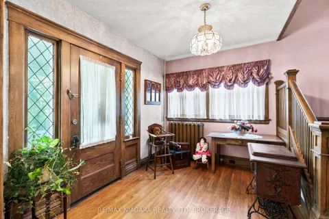 3362 Montrose Road, ON L3B 5N7