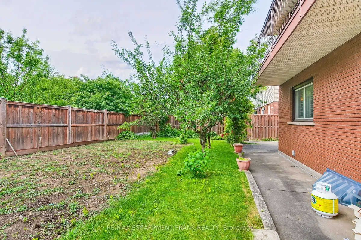 75 President Drive, ON L8G 4L7