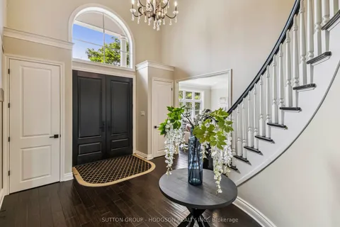 90 Fitzwilliam Boulevard, ON N6H 5H4