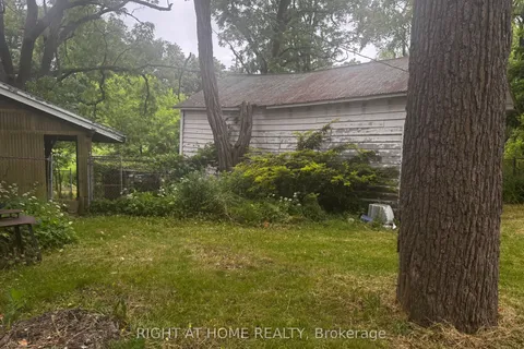 545 Dundas Street, ON L8B 0G7