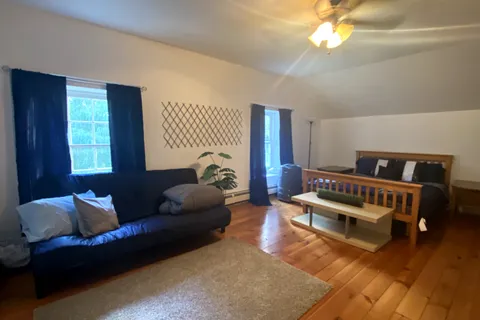 545 Dundas Street, ON L8B 0G7