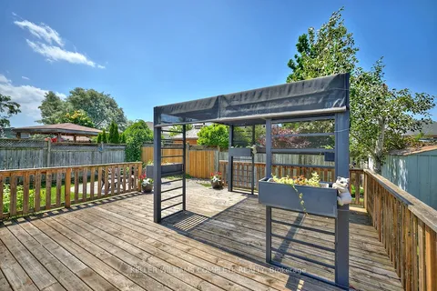 4528 FRANCES Crescent, ON L3J 0E8