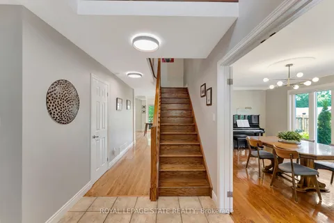14 Anita Court, ON L8W 3A6