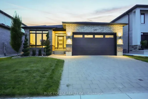 3297 Regiment Road, ON N6P 0G5