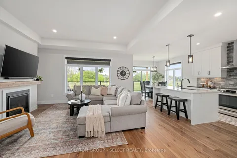 2222 Linkway Boulevard, ON N6K 0K9