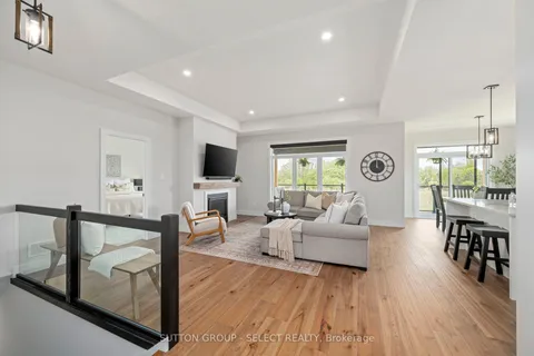 2222 Linkway Boulevard, ON N6K 0K9