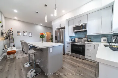 37A Ormonde Avenue, ON L2M 5P1
