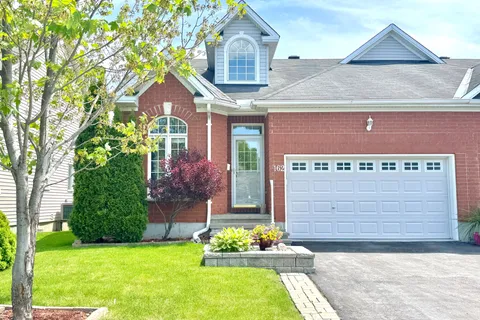 162 Hartsmere Drive, ON K2S 2H4