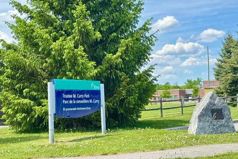 162 Hartsmere Drive, ON K2S 2H4