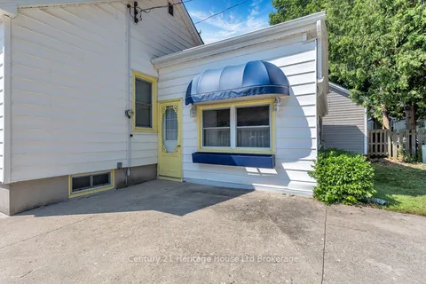 5 Park Avenue, ON N4G 3N5