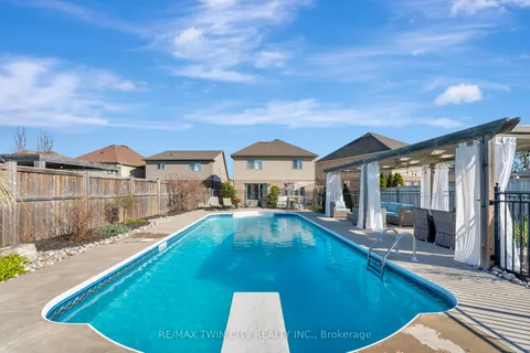 128 Robert Simone Way, ON N0B 1E0