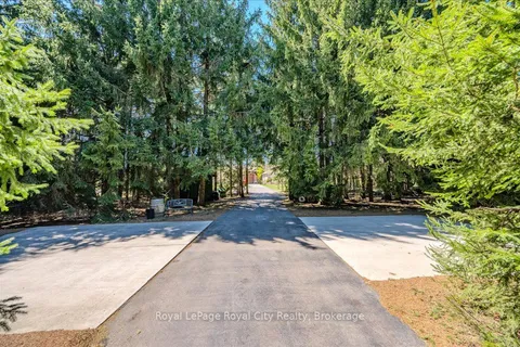 953 St David Street, ON N1M 2W3
