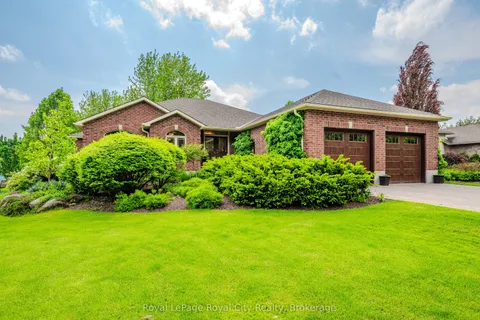 953 St David Street, ON N1M 2W3