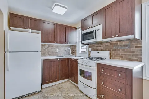 4313 SIXTH Avenue, ON L2E 4S7