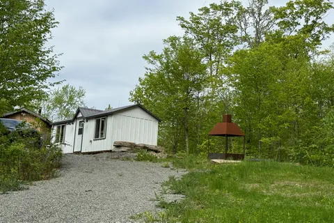 1077 POLAR BEAR Lane, ON K0H 2P0