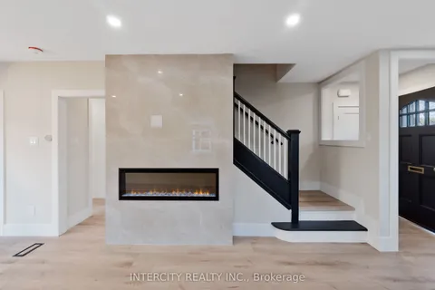 560 Beach Boulevard, ON L8H 6X6