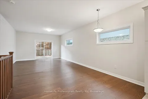 15 Wiley Trail, ON L3C 0K5