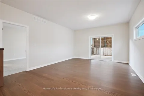 15 Wiley Trail, ON L3C 0K5