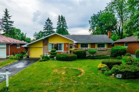 16 Glendale Drive, ON L3C 4Y6