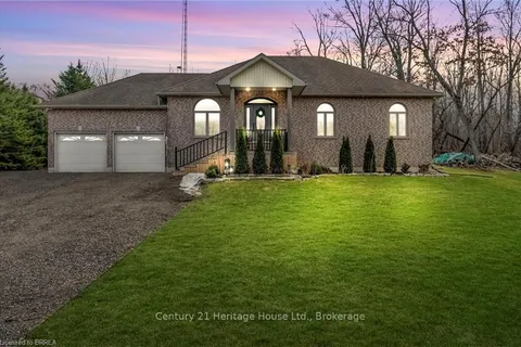 30 Douglas Street, ON N3T 0M6