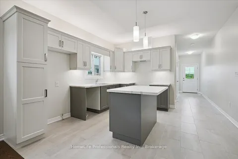 21 Wiley Trail, ON L3C 0K5