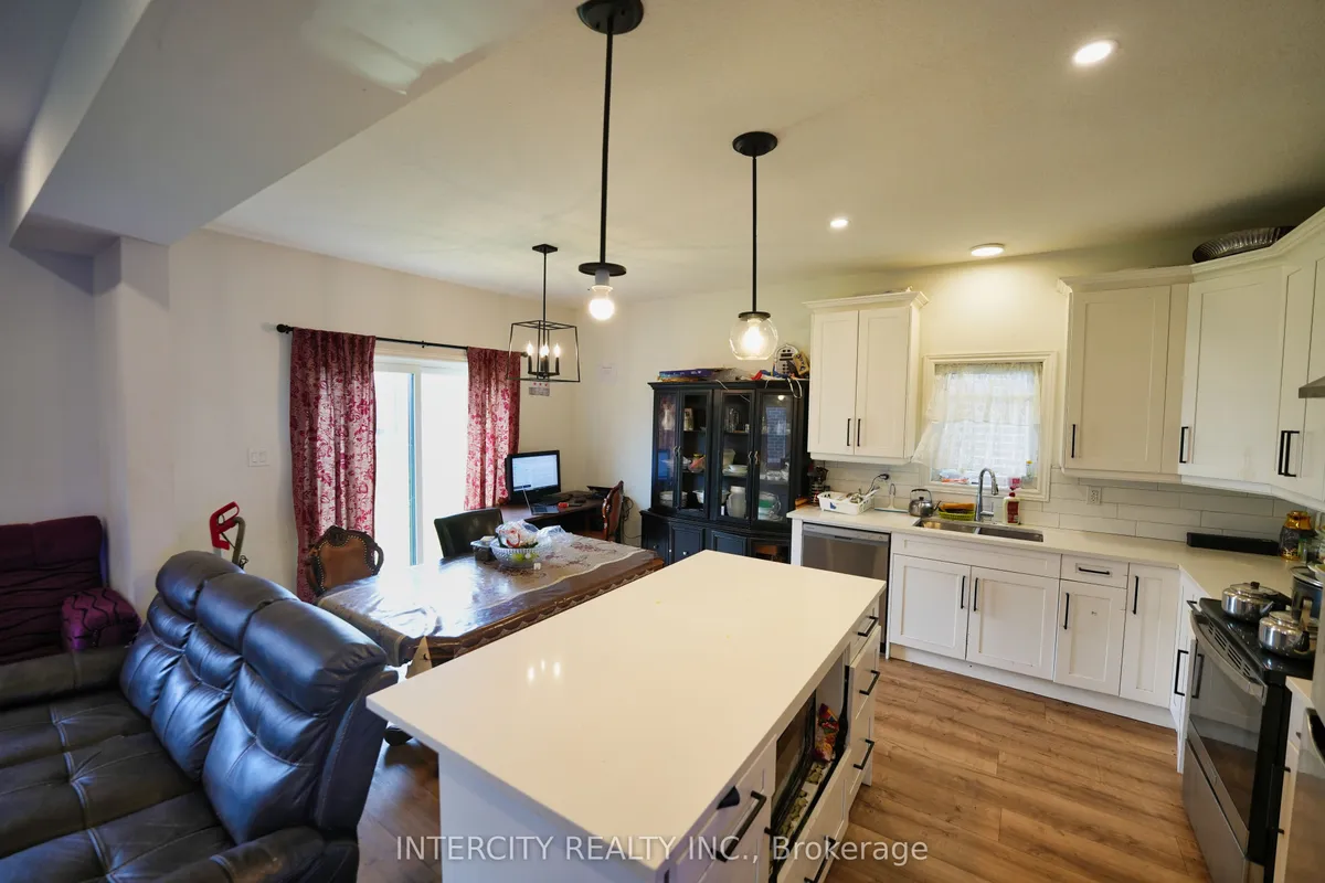 259 Byers Street, ON N6L 0J2