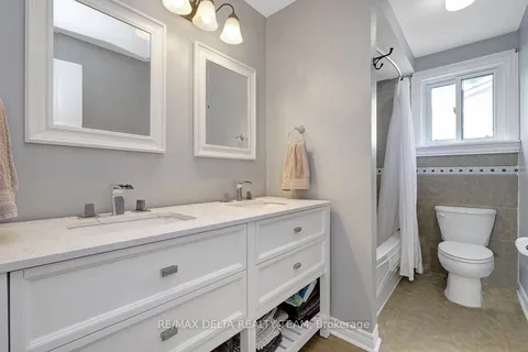 337 Bonair Drive, ON K1E 2N9