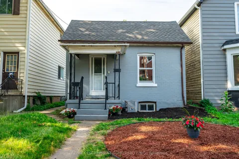 40 Aikman Avenue, ON L8M 1P7