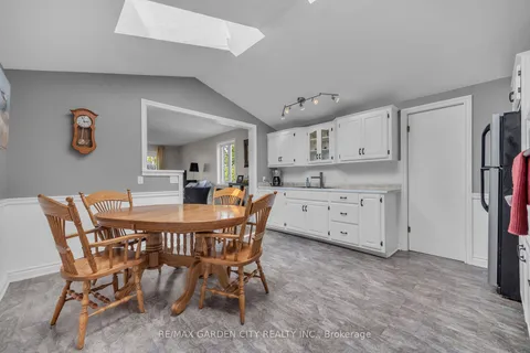 270 Erie Boulevard, ON N0E 1M0