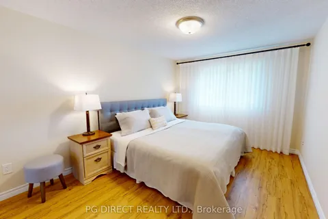 116 Oprington Court, ON N2N 3E1