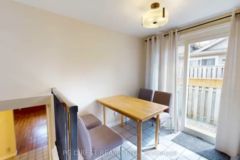 116 Oprington Court, ON N2N 3E1