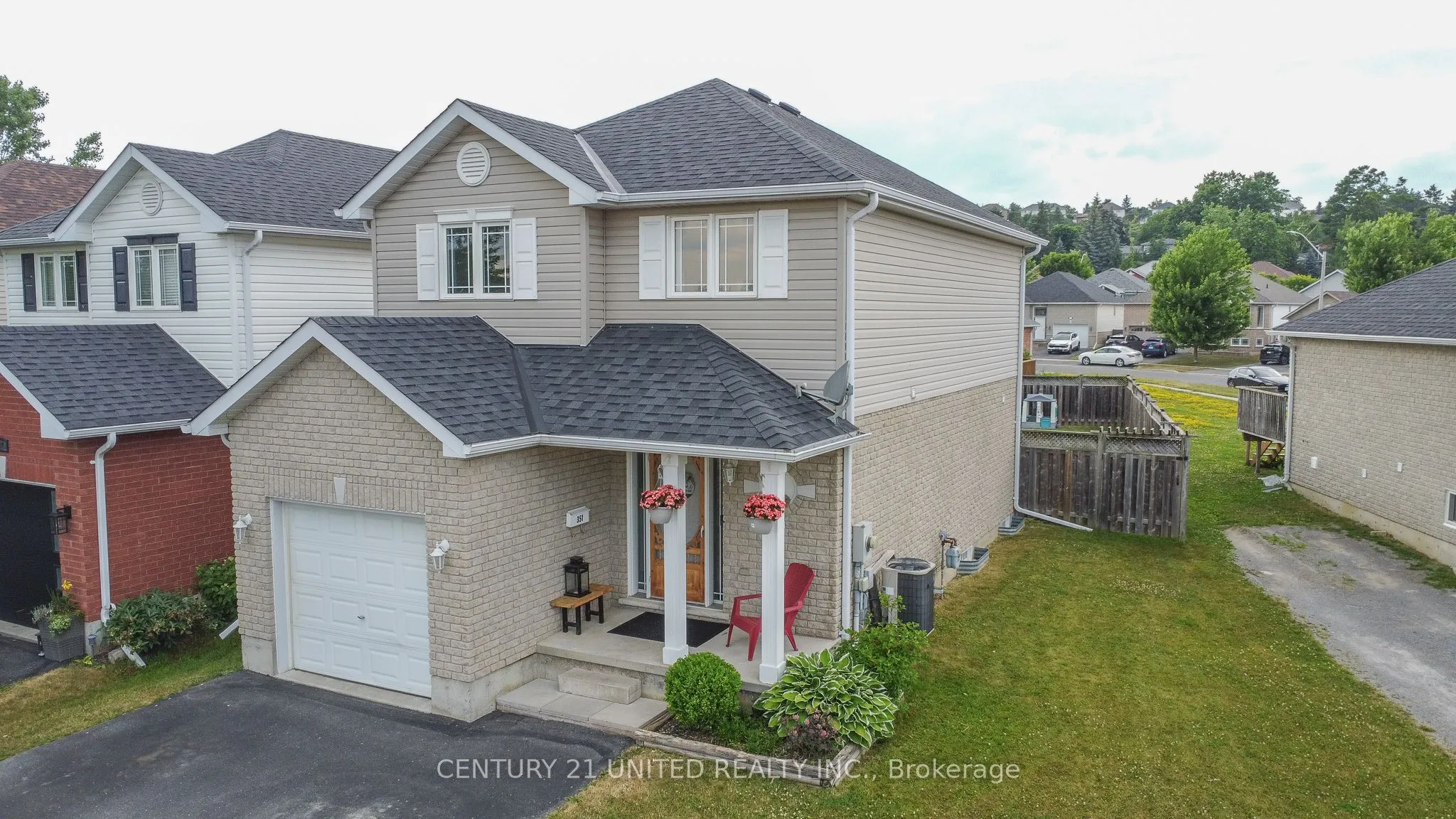 351 Spillsbury Drive, ON K9K 2N6