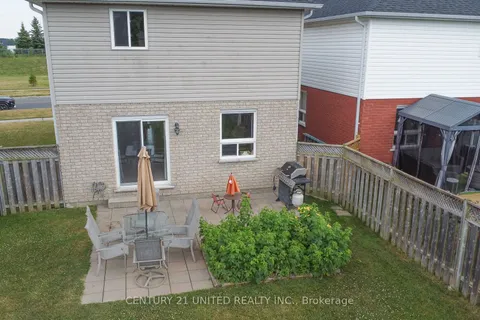 351 Spillsbury Drive, ON K9K 2N6
