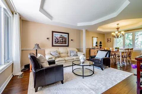 2675 Mountaincrest Avenue, ON L2J 4H8