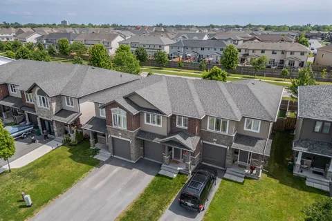1411 Monarch Drive, ON K7P 0R9