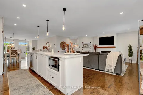 201 Versaille Street, ON K0A 3K0